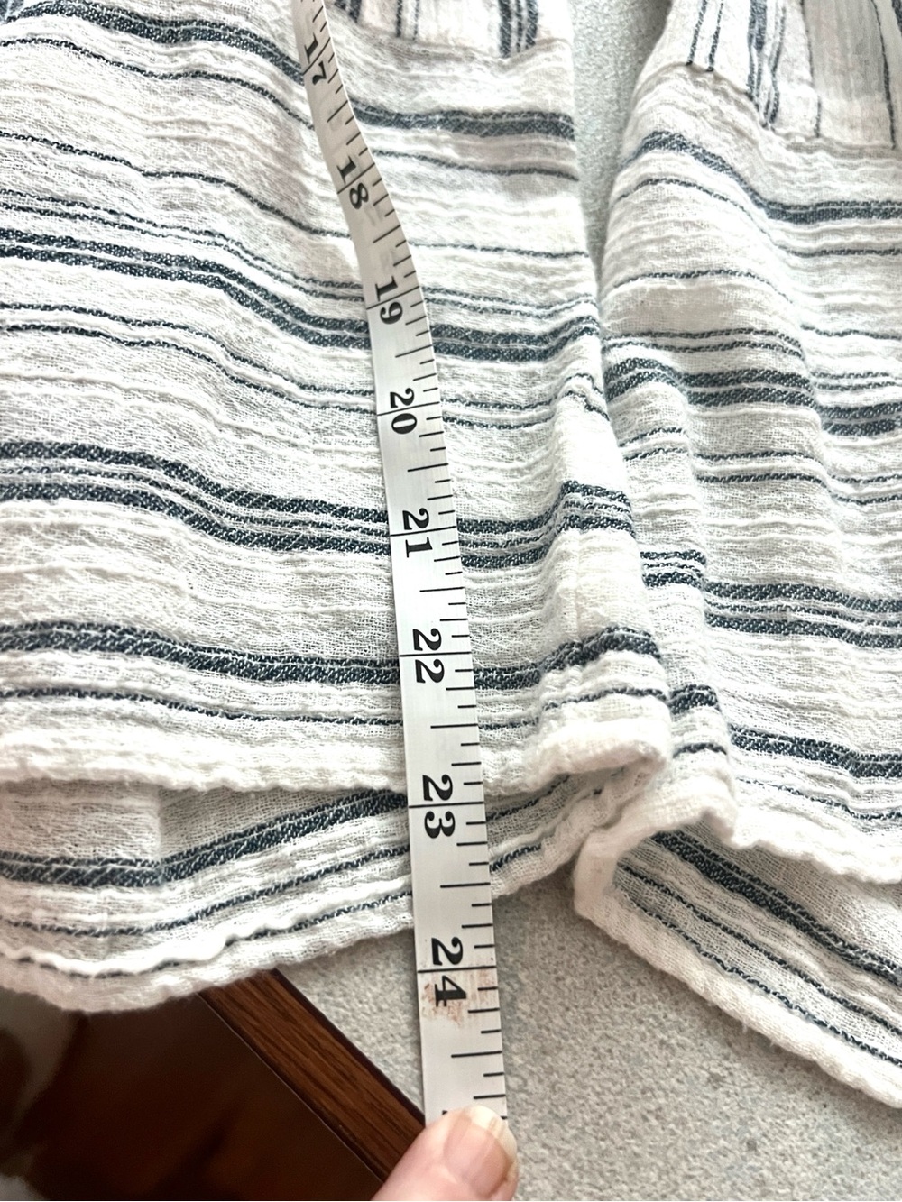 Sundance l,Striped Gauze Wide Leg Crop Pants Drawstring White Blue,EUC, Size S - Picture 9 of 10